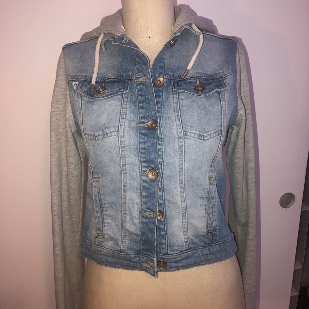 Jean jacket with hoodie sleeves